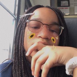 Meet your Posher, Heidi